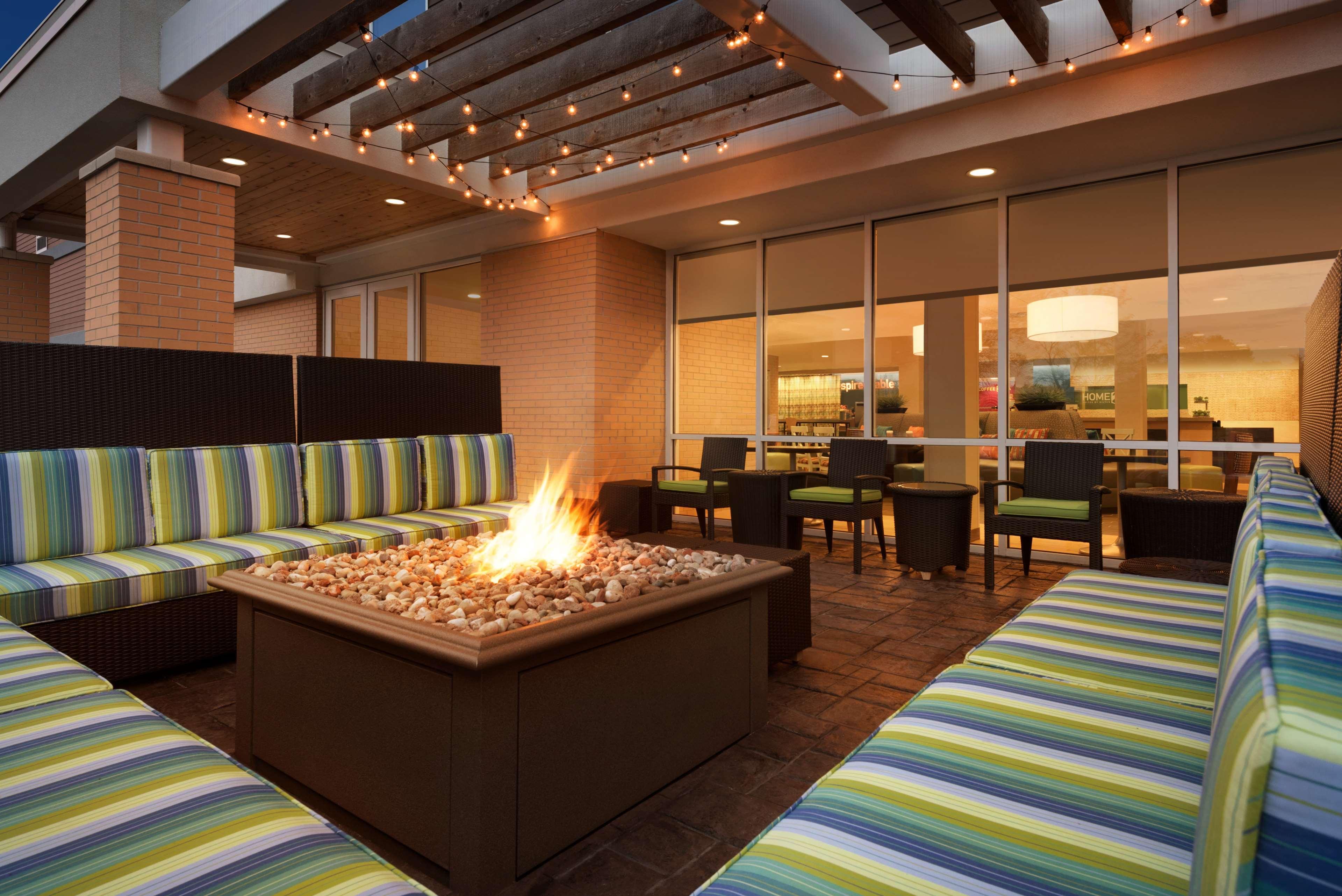 Home2 Suites By Hilton Milwaukee Brookfield Уокешо Экстерьер фото