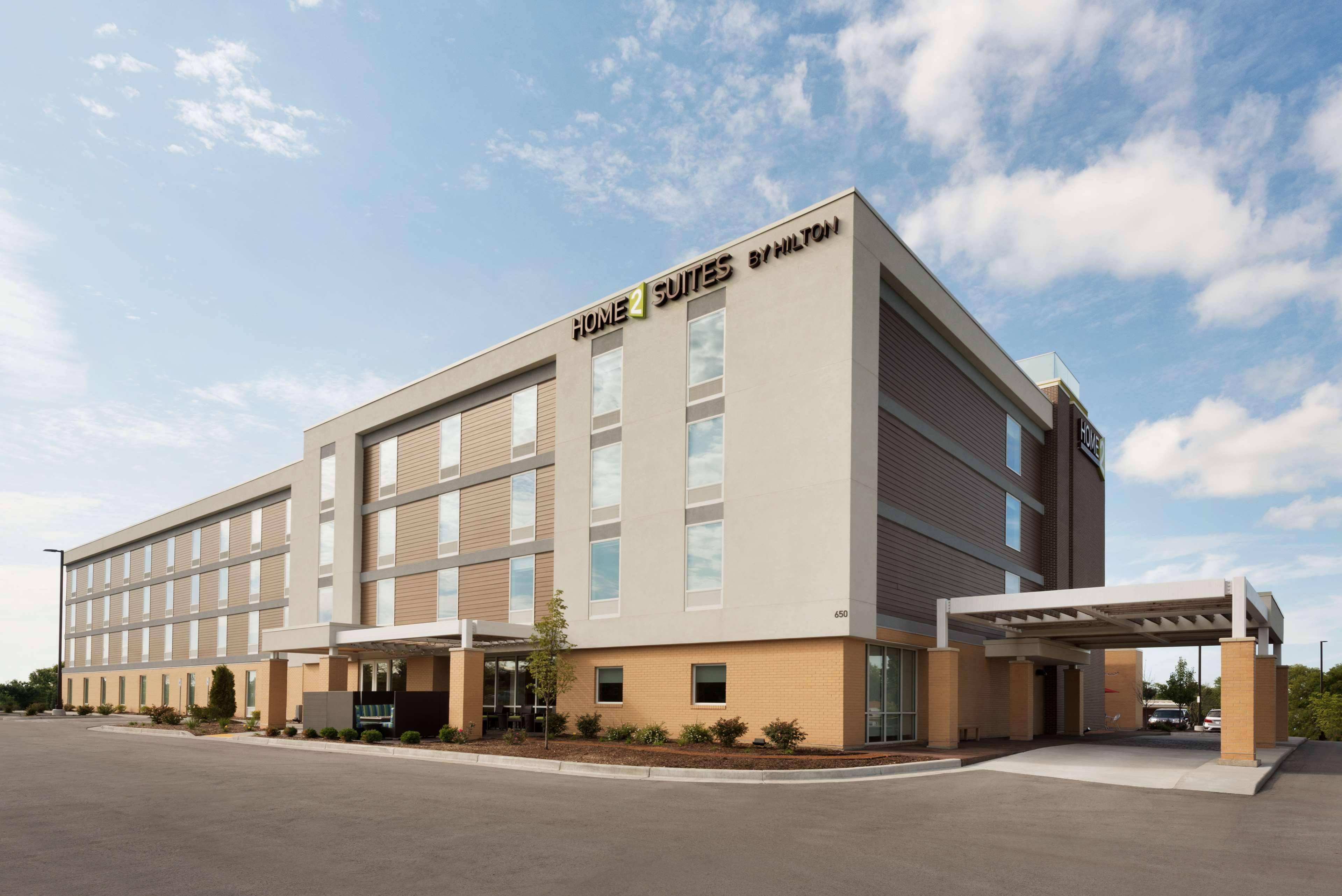 Home2 Suites By Hilton Milwaukee Brookfield Уокешо Экстерьер фото