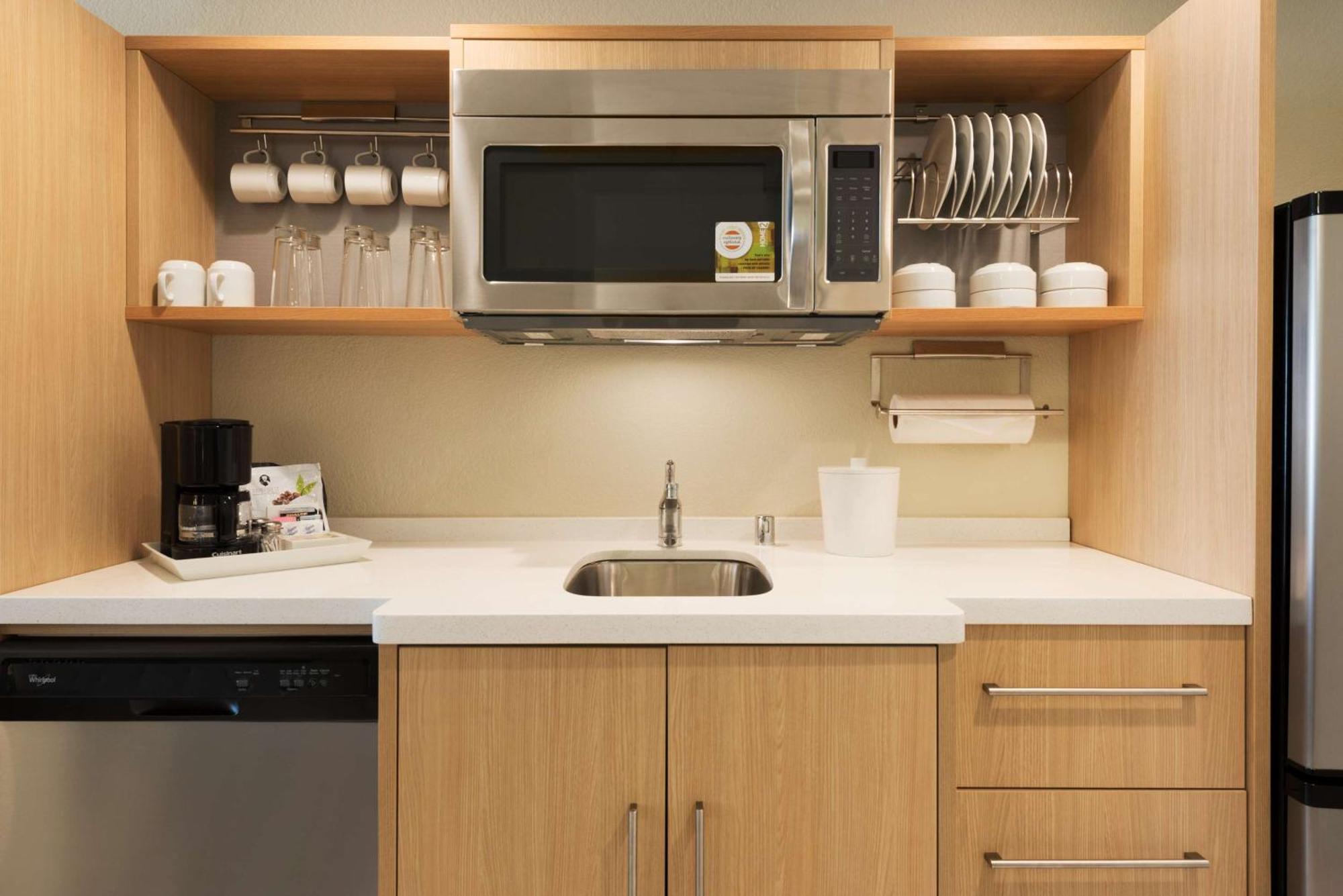 Home2 Suites By Hilton Milwaukee Brookfield Уокешо Экстерьер фото