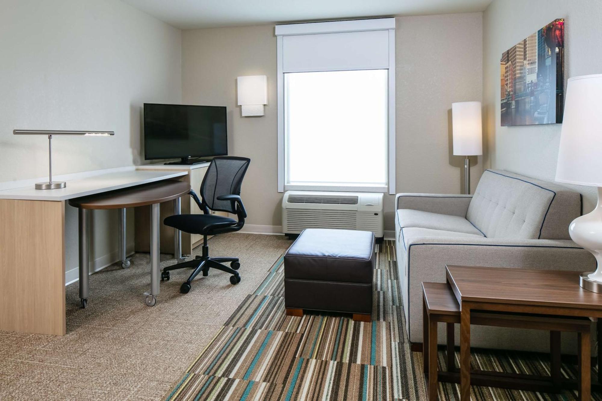 Home2 Suites By Hilton Milwaukee Brookfield Уокешо Экстерьер фото