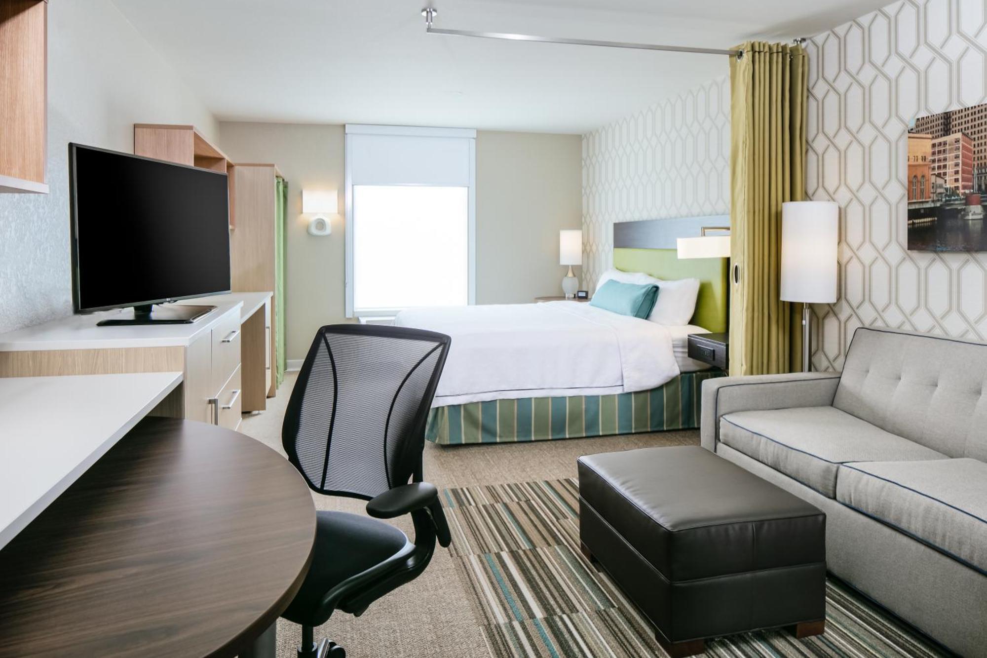Home2 Suites By Hilton Milwaukee Brookfield Уокешо Экстерьер фото